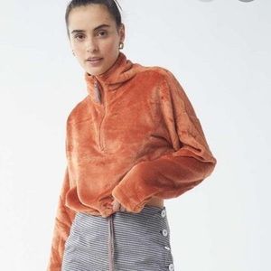 UO ANGELA FLEECE CROPPED TRACK SWEATER